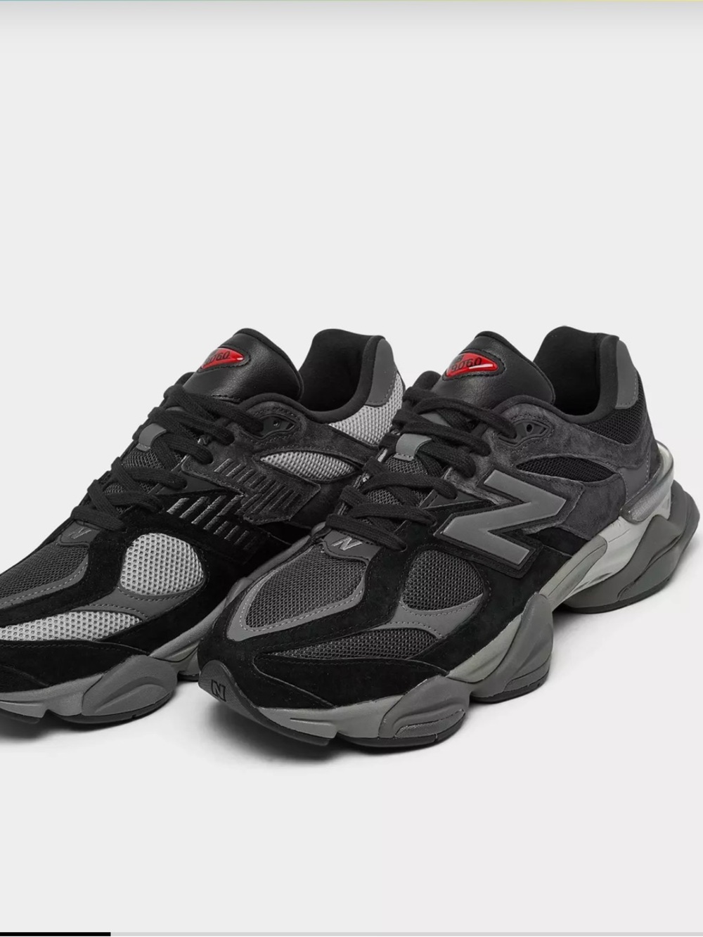 New Balance Men's 9060 Black and Gray Sneakers Sz 10 - Picture 2 of 15